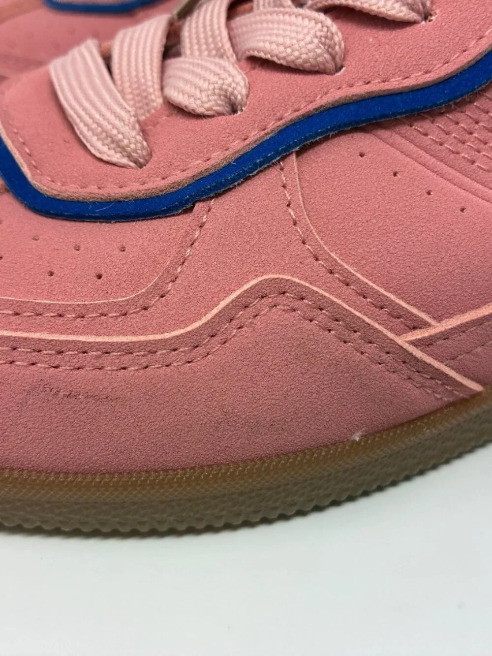 Rachel Roy Pink Retro Low Top Sneakers Women’s Gum Sole Blue Trim Lace Up Shoes